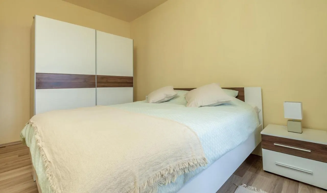 Visum Apartments Pula 0*,  Kroatien