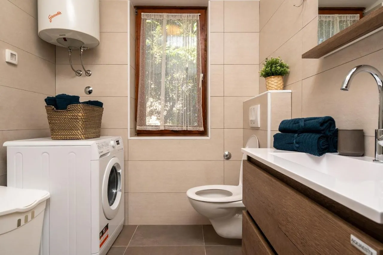 Visum Apartments Pula 0*,  Croatia